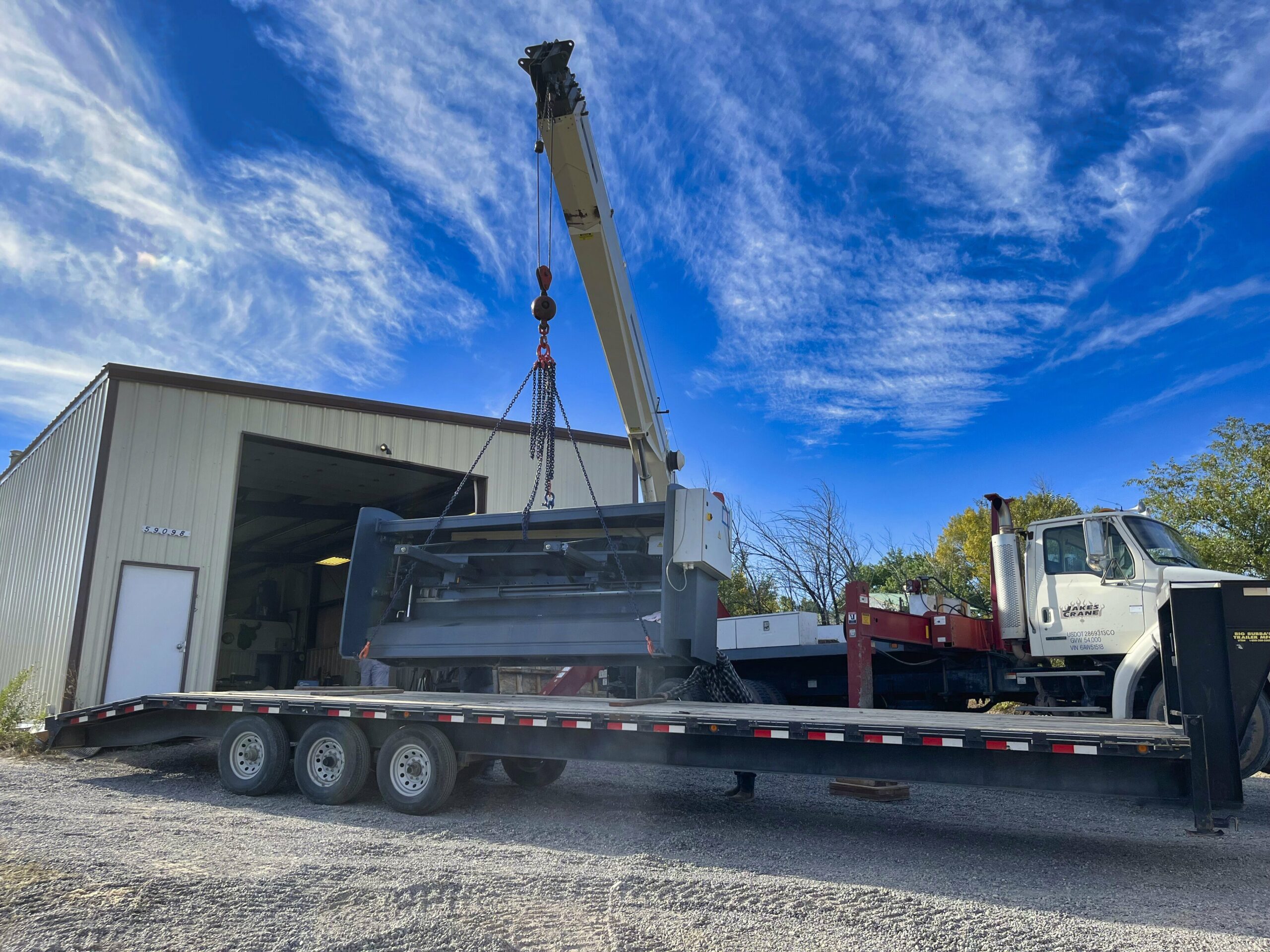 graden crane heavy equipment machinery hauling